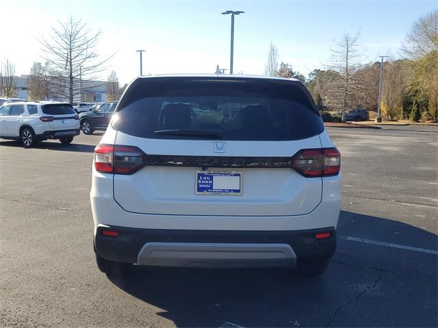 new 2025 Honda Pilot car, priced at $45,450