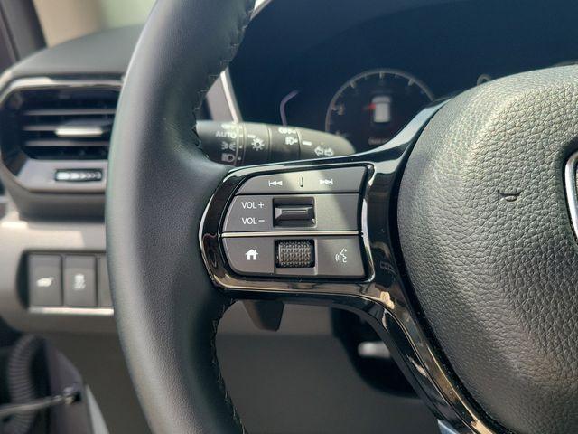 used 2025 Honda Pilot car, priced at $40,500