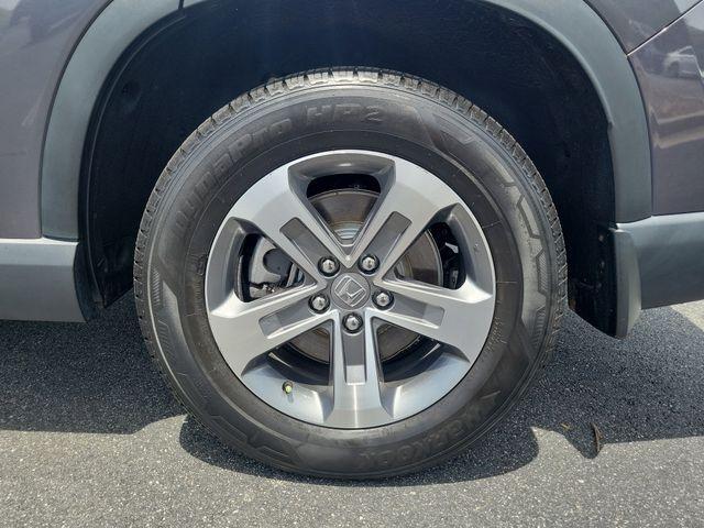used 2025 Honda Pilot car, priced at $40,500