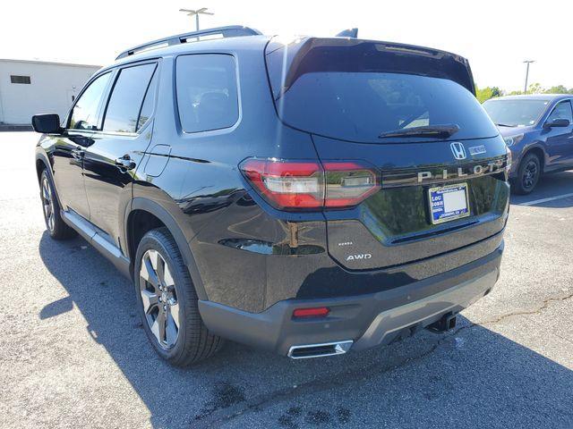 new 2026 Honda Pilot car, priced at $54,385