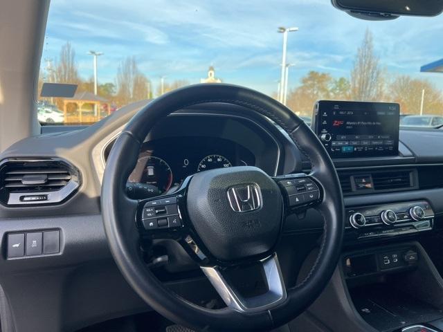 used 2023 Honda Pilot car, priced at $33,950