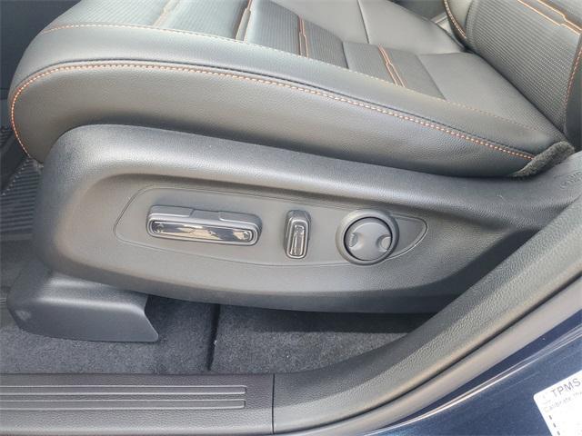 new 2026 Honda CR-V Hybrid car, priced at $40,175