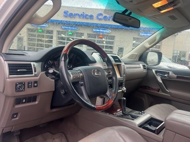 used 2011 Lexus GX 460 car, priced at $14,000