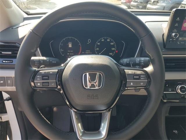 new 2025 Honda Pilot car, priced at $48,280