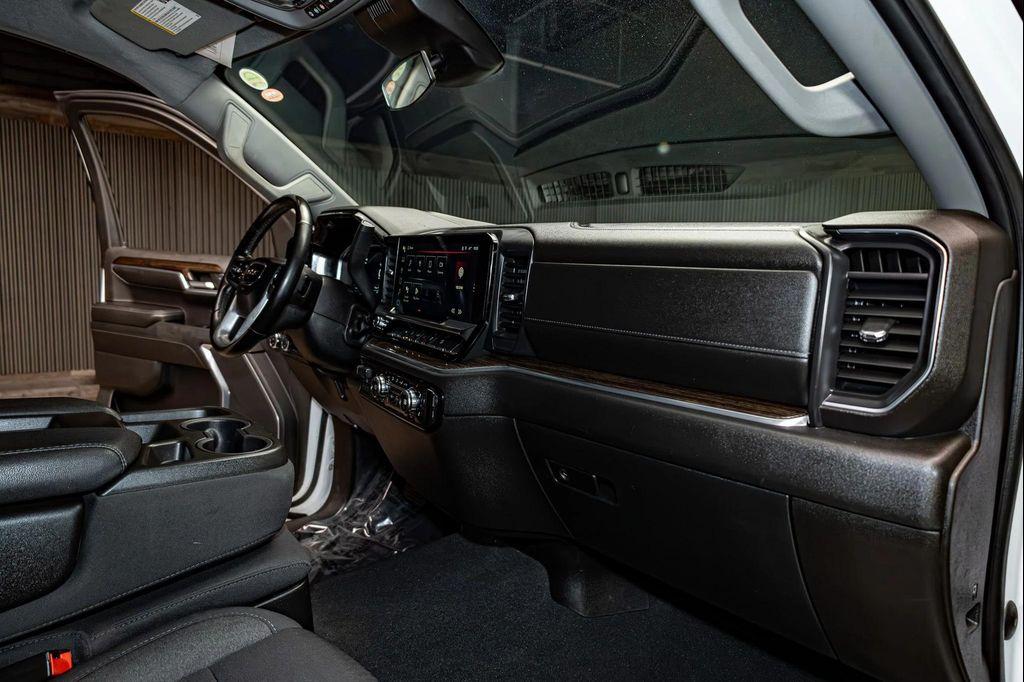 used 2023 GMC Sierra 1500 car, priced at $53,270