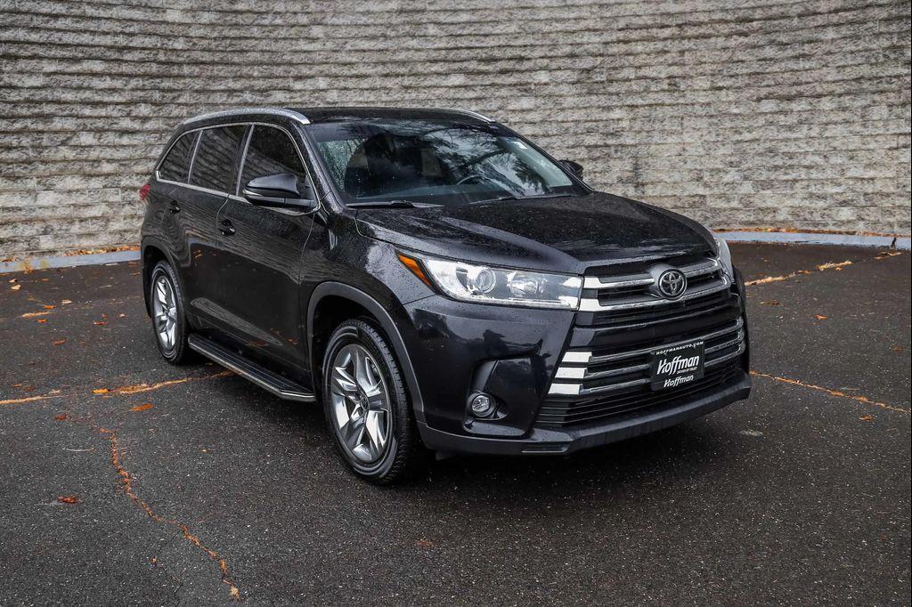 used 2019 Toyota Highlander car, priced at $32,500