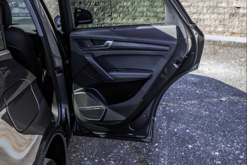 used 2020 Audi Q5 car, priced at $25,500