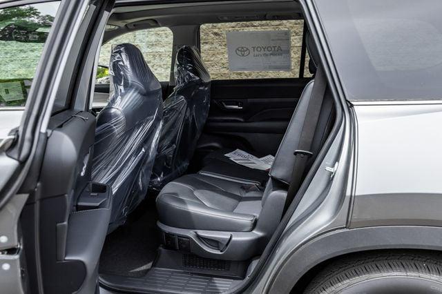 new 2026 Toyota Grand Highlander Hybrid car, priced at $58,732