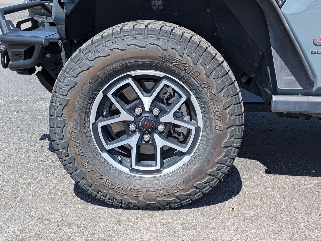 used 2024 Jeep Gladiator car, priced at $42,293