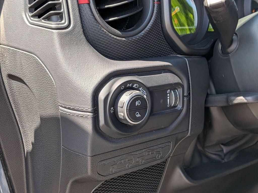 used 2024 Jeep Gladiator car, priced at $42,293
