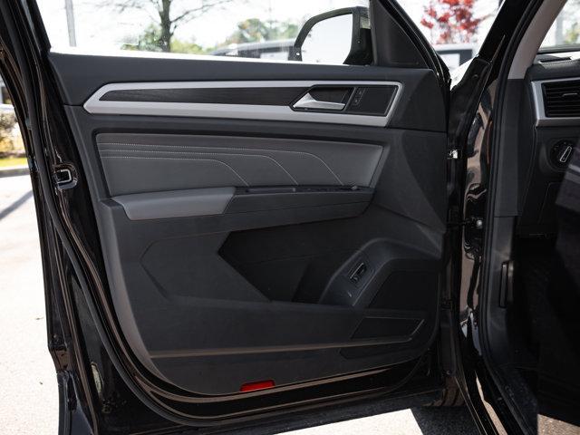 used 2023 Volkswagen Atlas car, priced at $30,988