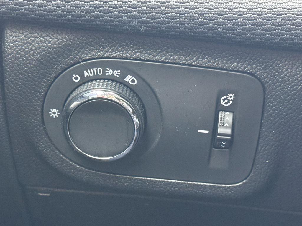 used 2018 Chevrolet Cruze car, priced at $10,914