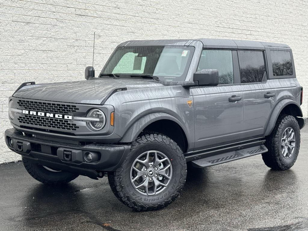 new 2025 Ford Bronco car, priced at $58,640