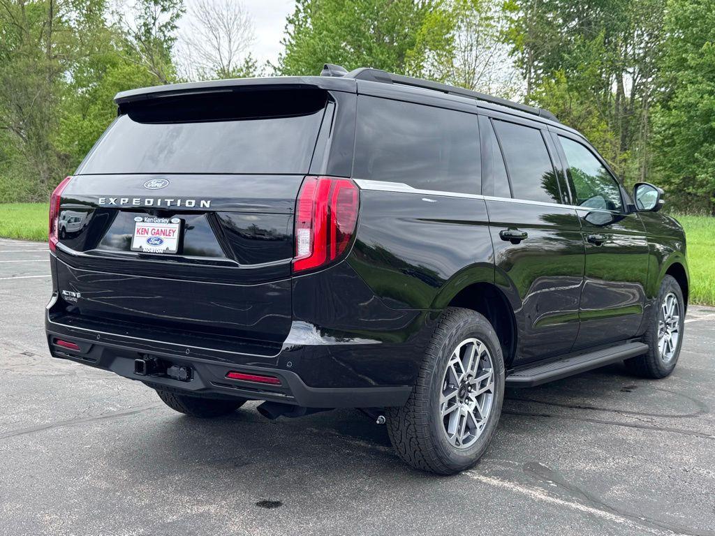 new 2026 Ford Expedition car, priced at $70,339