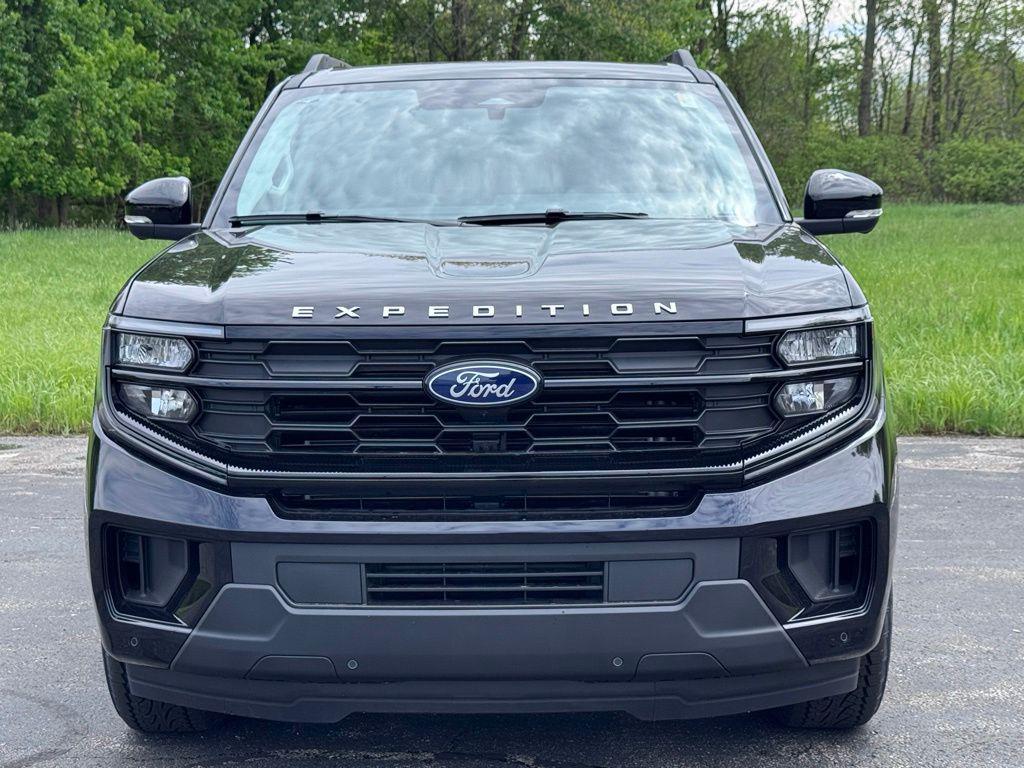new 2026 Ford Expedition car, priced at $70,339