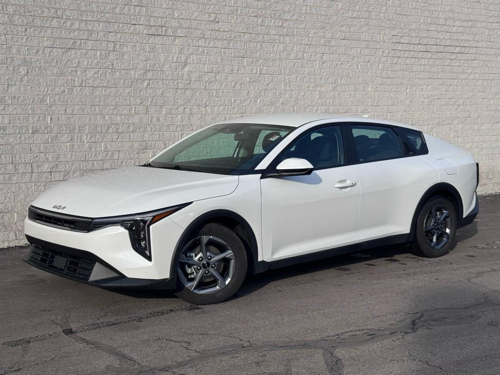 used 2025 Kia K4 car, priced at $21,825
