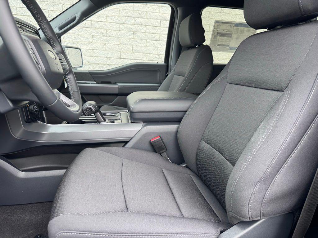new 2026 Ford F-150 car, priced at $61,736
