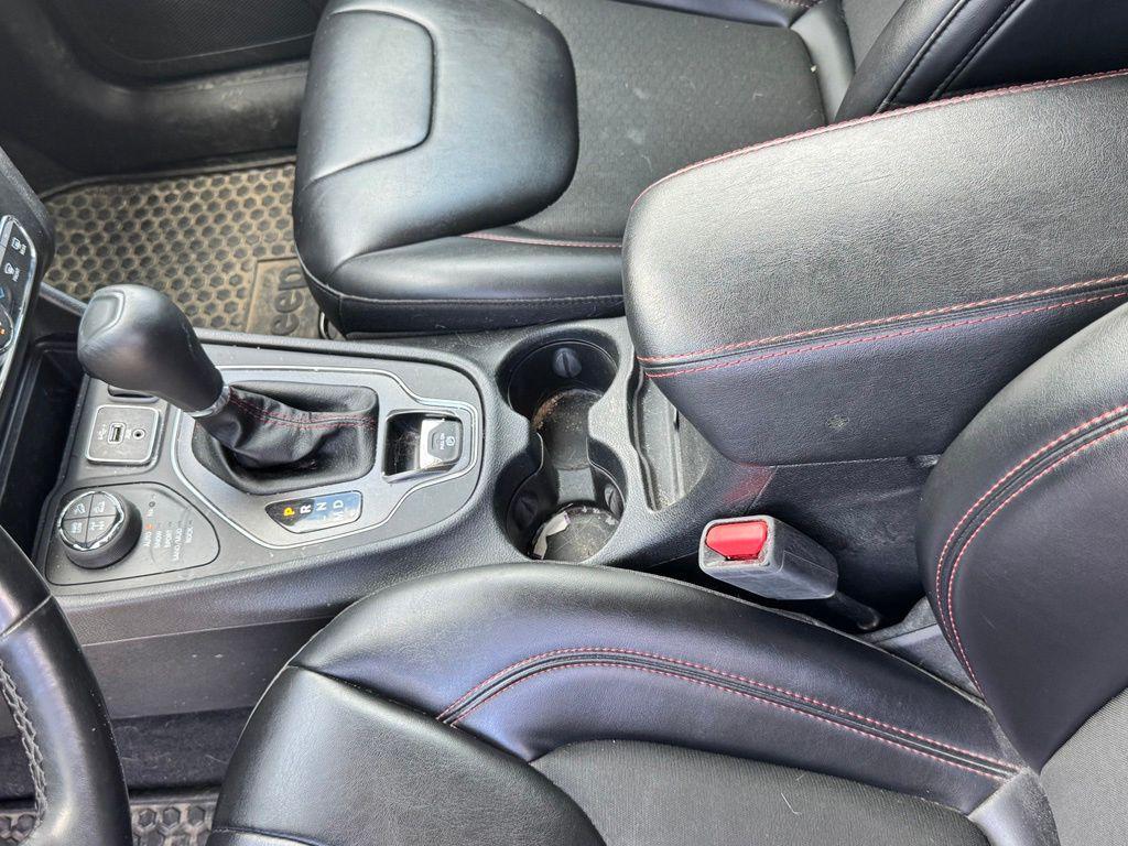 used 2020 Jeep Cherokee car, priced at $20,510