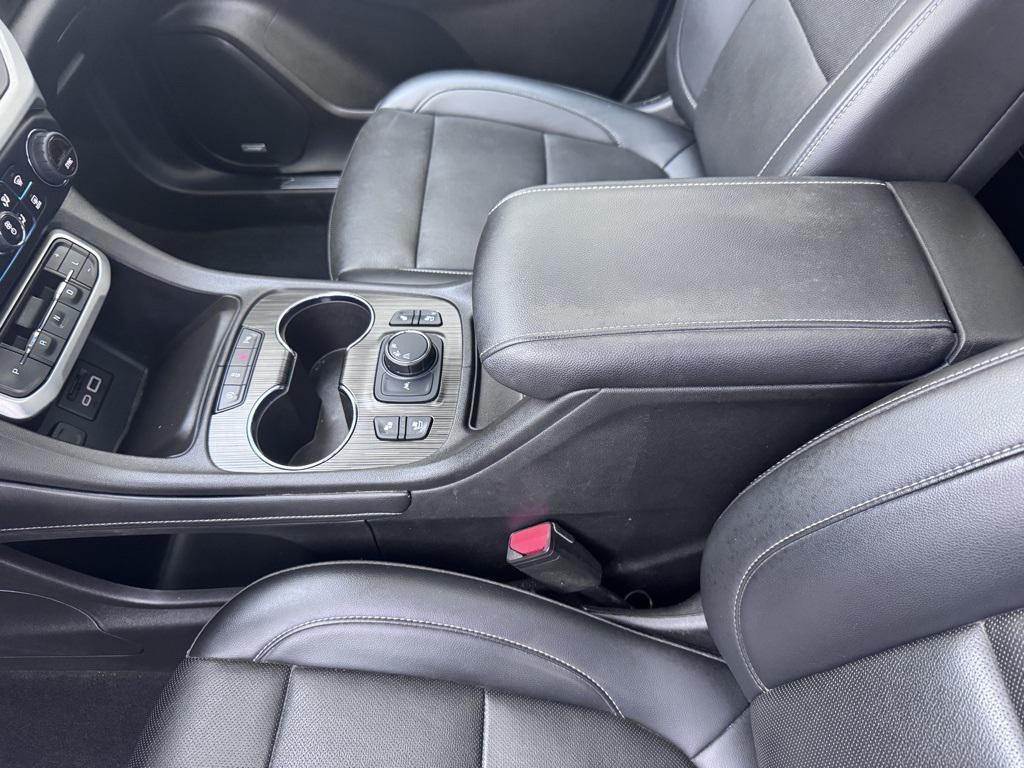 used 2022 GMC Acadia car, priced at $23,134