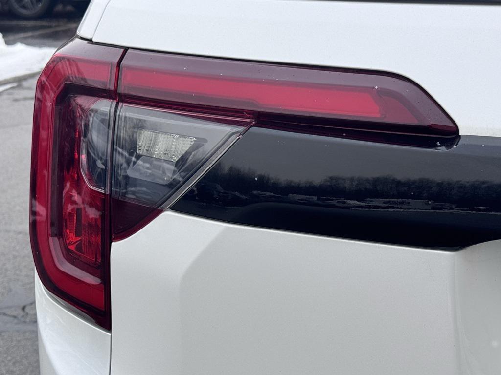 used 2022 GMC Acadia car, priced at $23,134