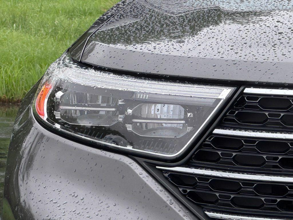 used 2020 Ford Explorer car, priced at $25,162