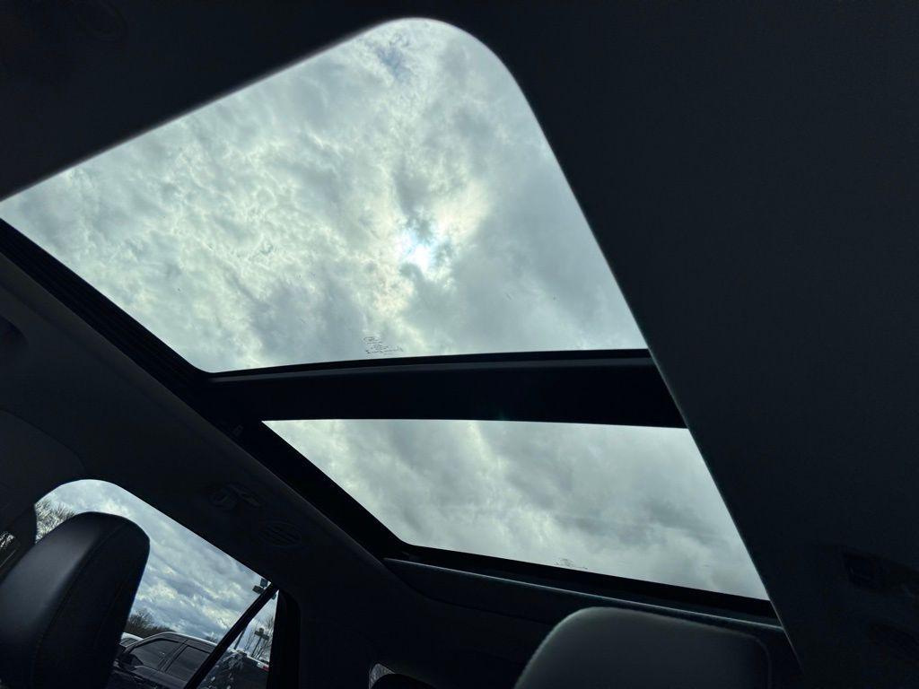 used 2023 Ford Explorer car, priced at $33,499