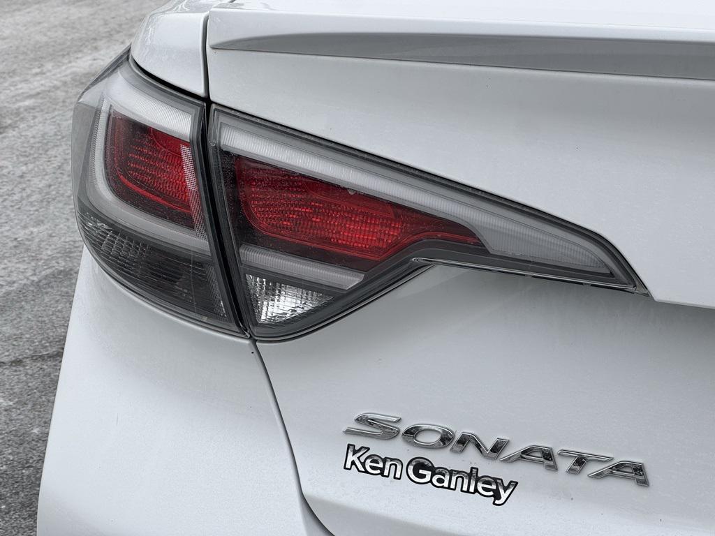 used 2017 Hyundai Sonata Hybrid car, priced at $10,994