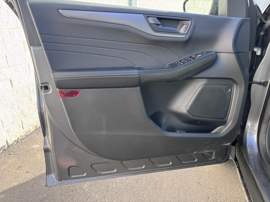 used 2024 Ford Escape car, priced at $24,364