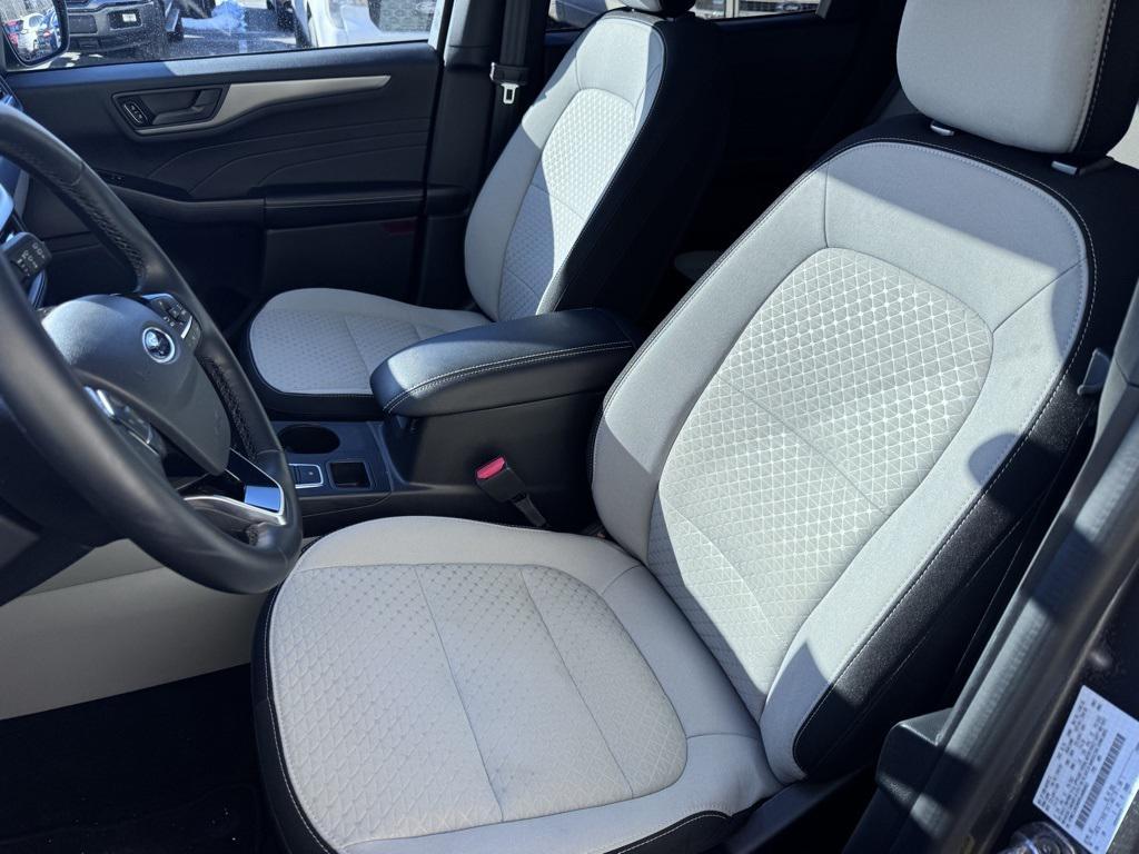 used 2024 Ford Escape car, priced at $24,364