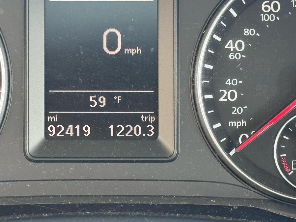 used 2013 Volkswagen Eos car, priced at $8,996