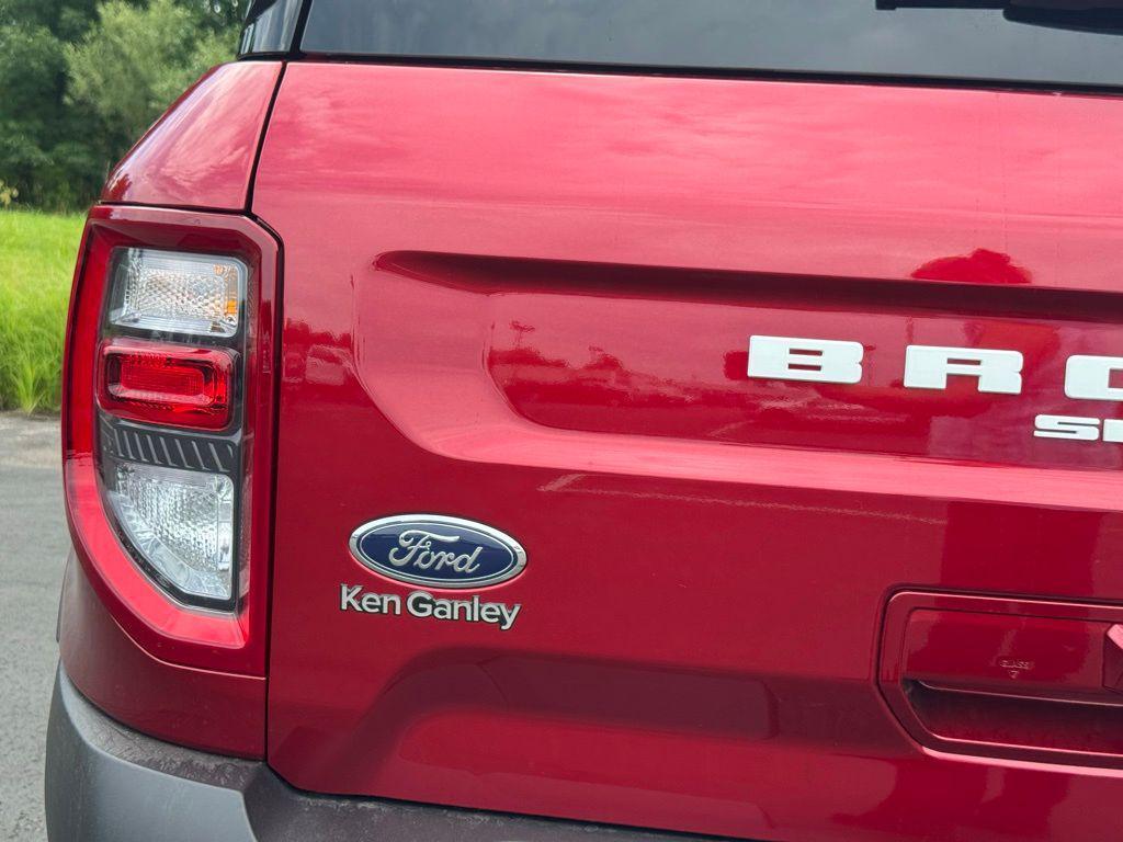new 2025 Ford Bronco Sport car, priced at $33,552