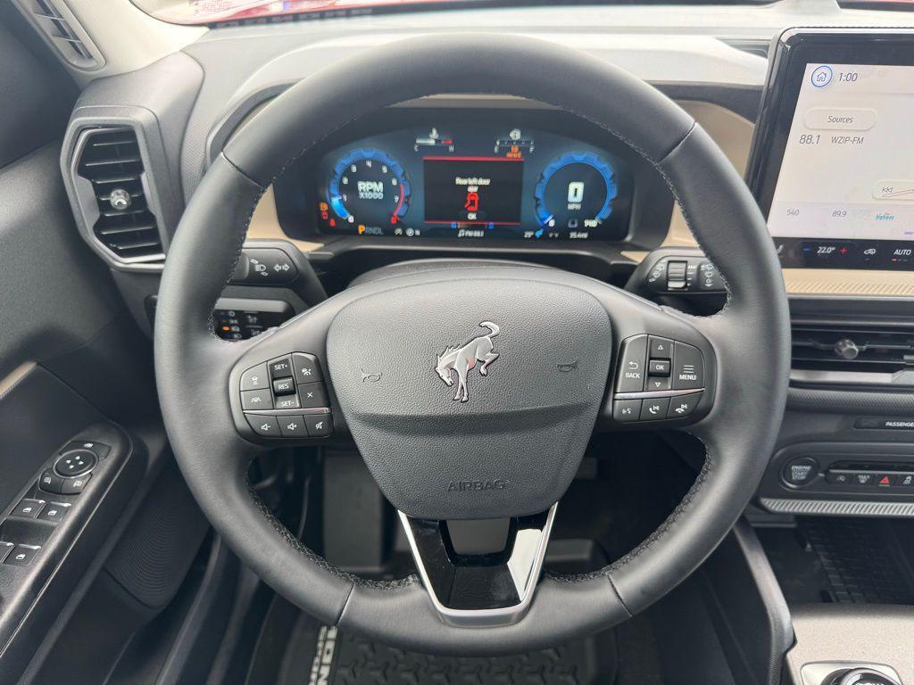 new 2025 Ford Bronco Sport car, priced at $33,552