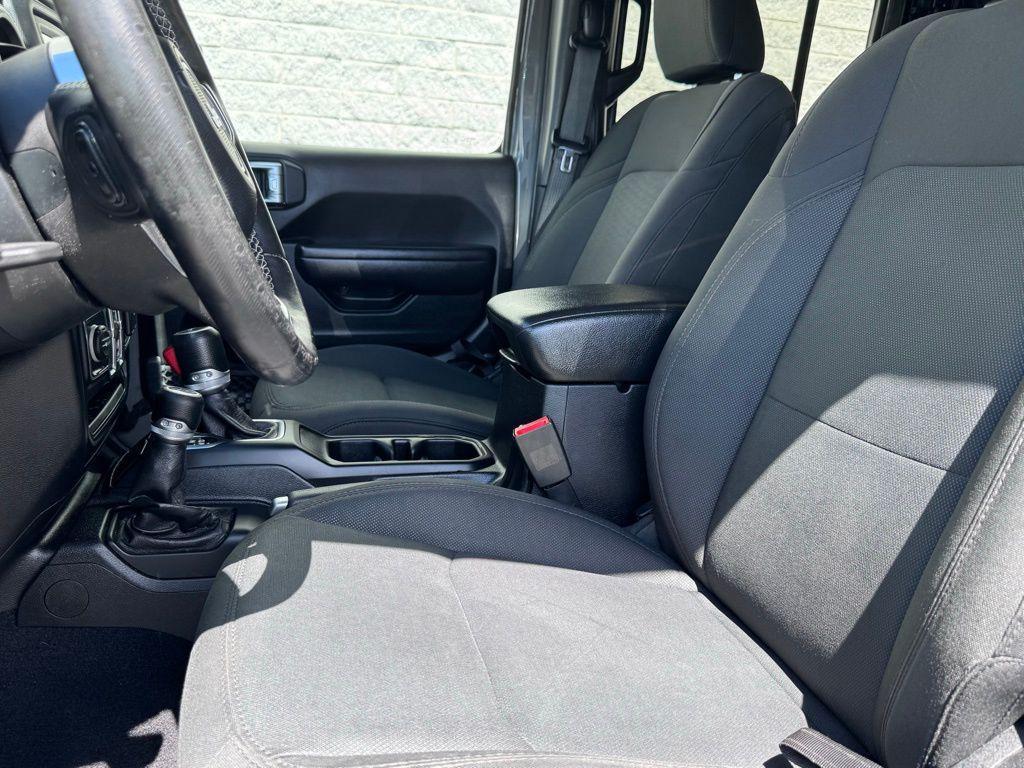 used 2020 Jeep Gladiator car, priced at $25,443