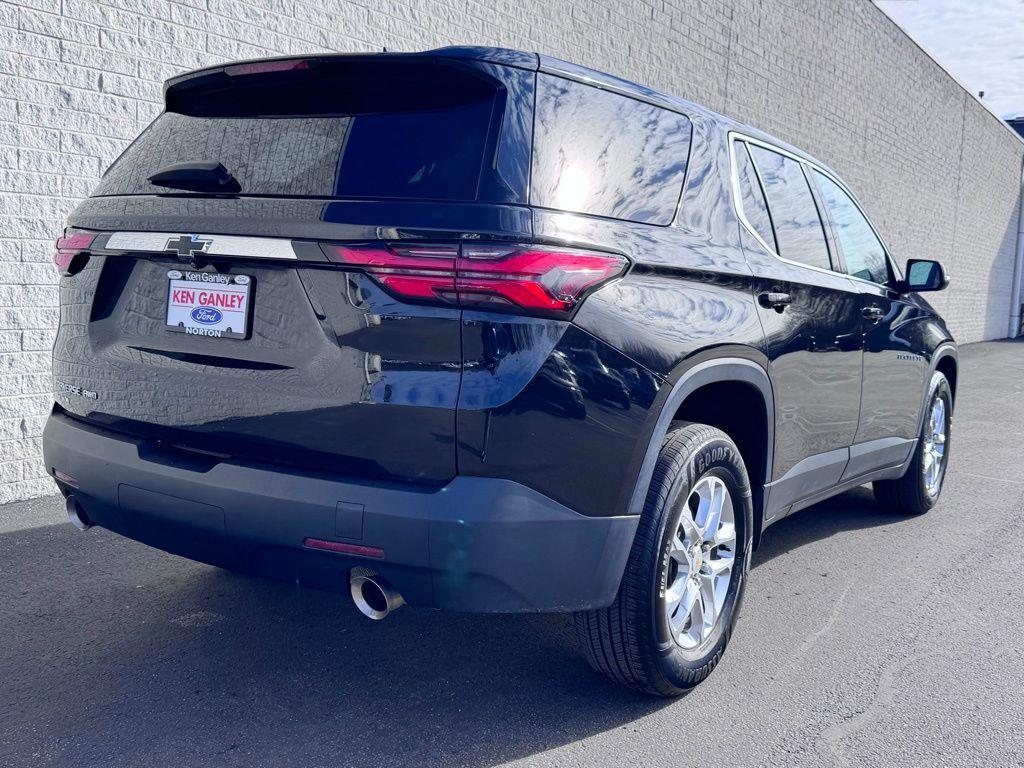 used 2023 Chevrolet Traverse car, priced at $25,992
