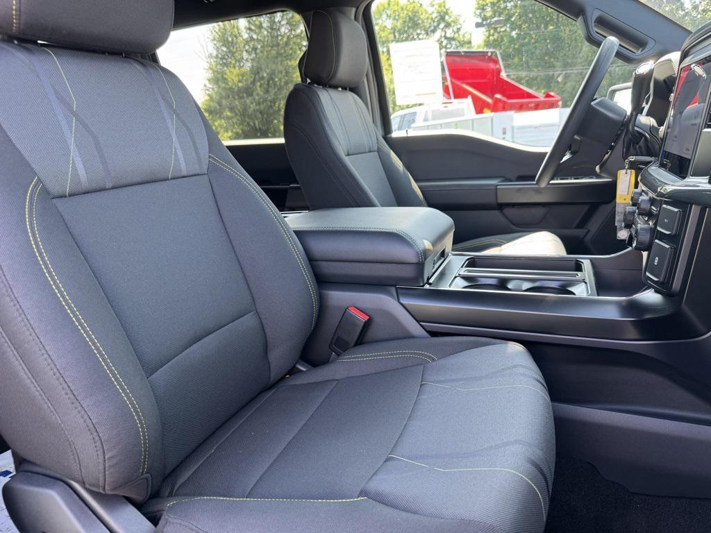 new 2025 Ford F-150 car, priced at $44,062
