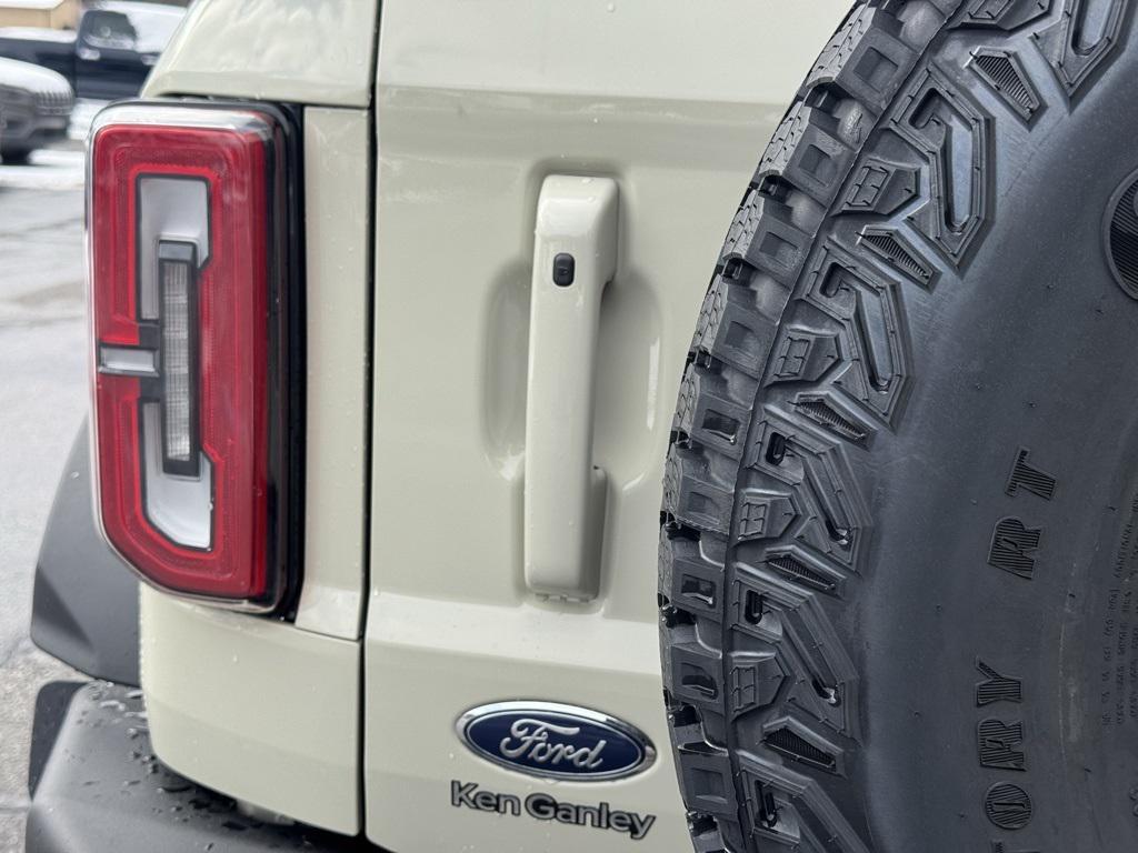 new 2025 Ford Bronco car, priced at $60,615