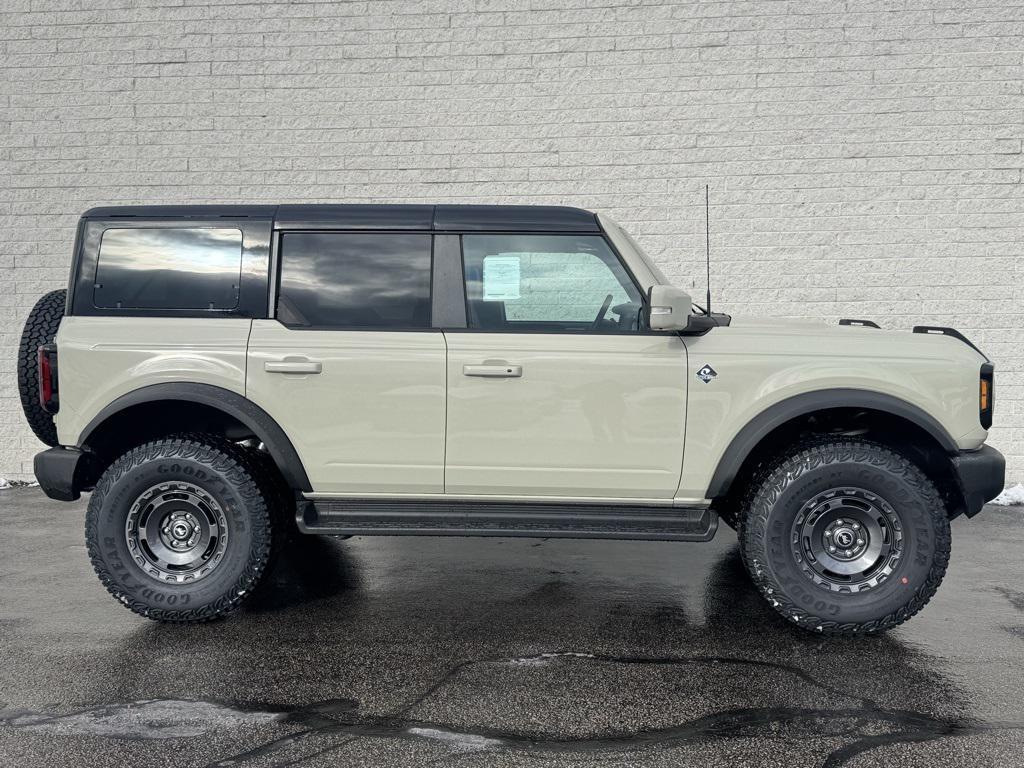 new 2025 Ford Bronco car, priced at $60,615