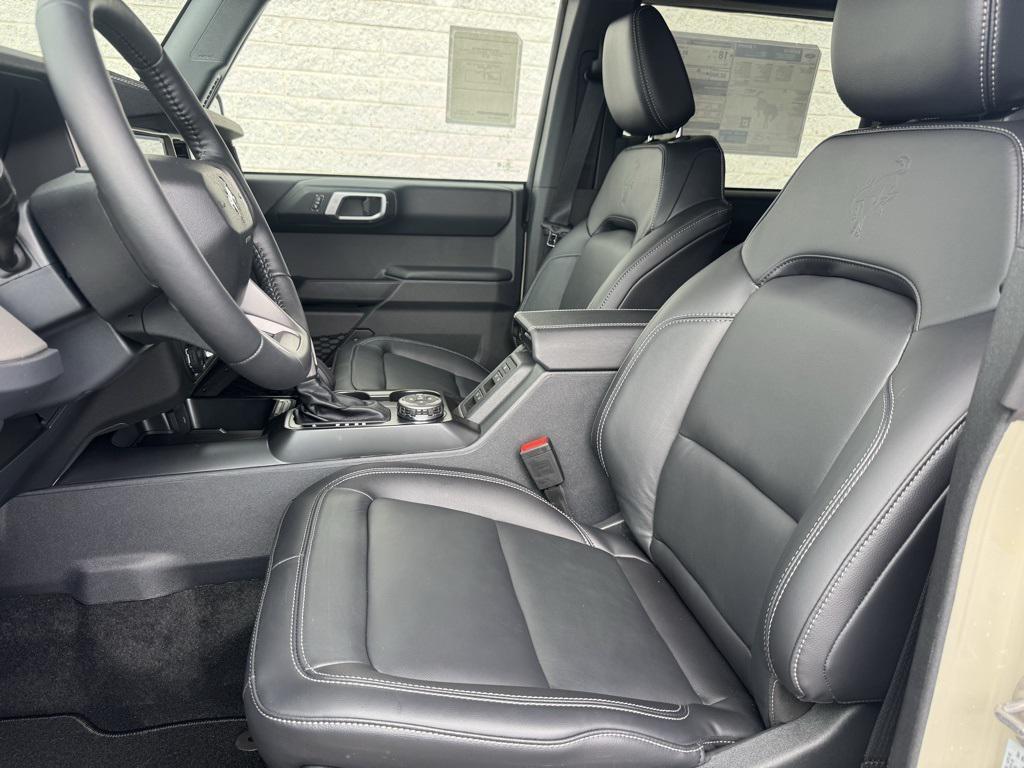 new 2025 Ford Bronco car, priced at $60,615
