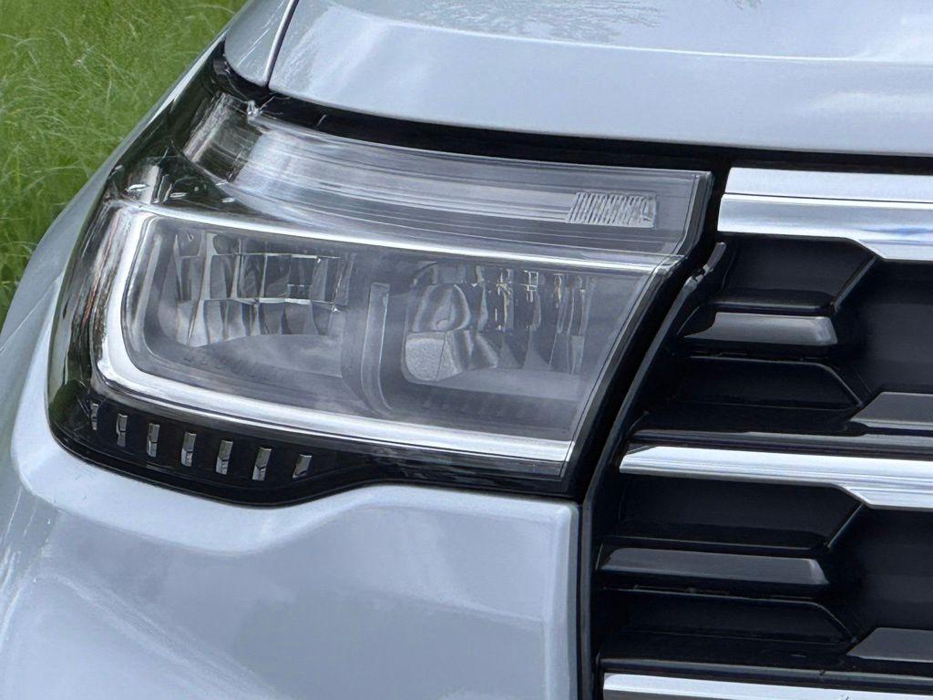 new 2026 Ford Explorer car, priced at $46,291
