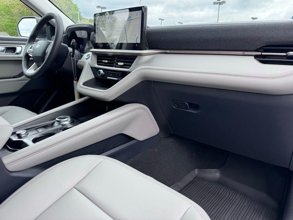 new 2026 Ford Explorer car, priced at $46,291