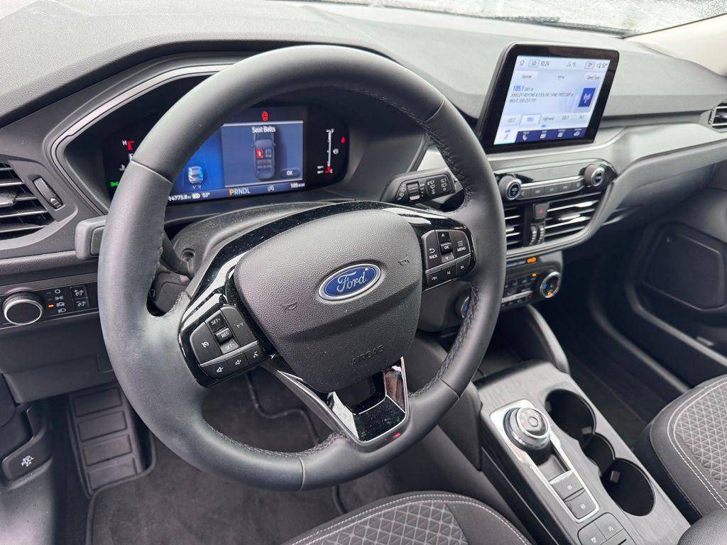 used 2023 Ford Escape car, priced at $24,912