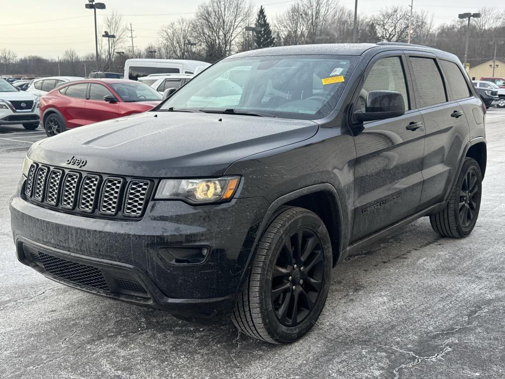 used 2017 Jeep Grand Cherokee car, priced at $15,692