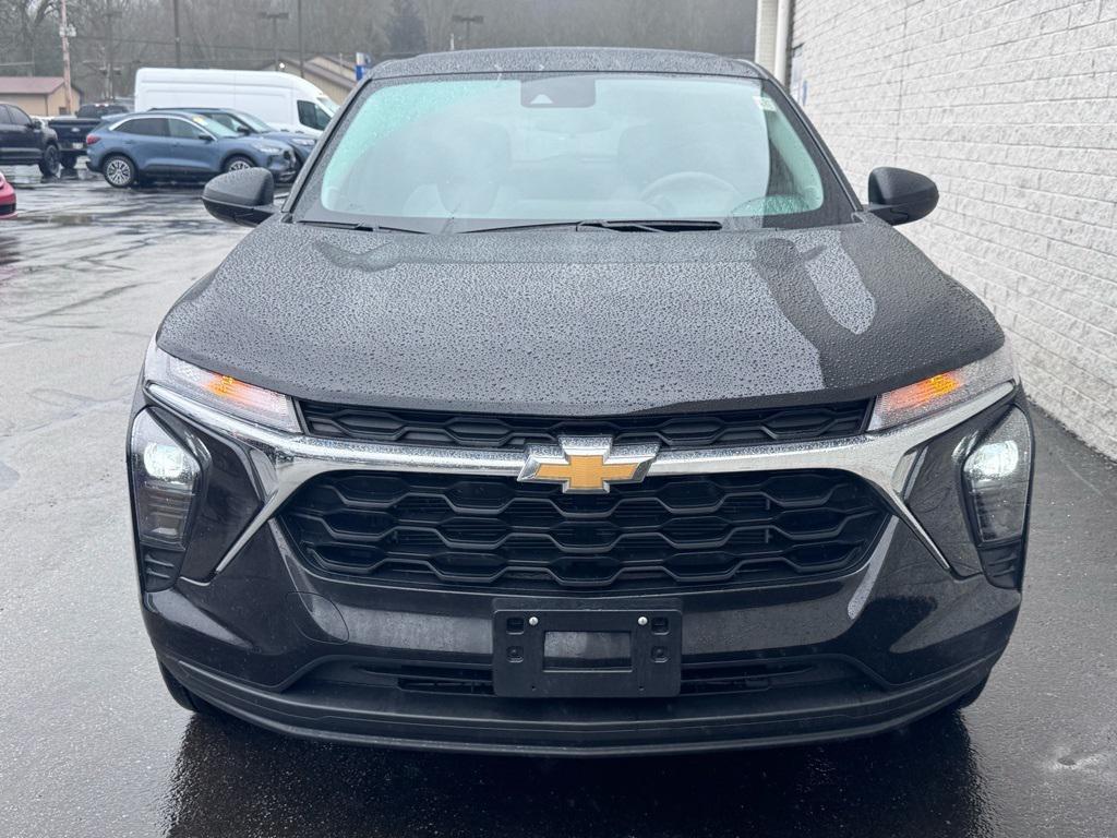 used 2025 Chevrolet Trax car, priced at $22,526