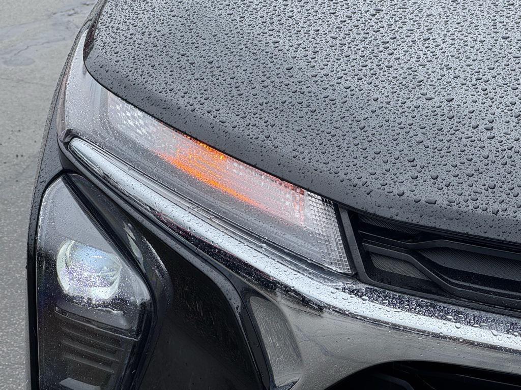 used 2025 Chevrolet Trax car, priced at $22,526