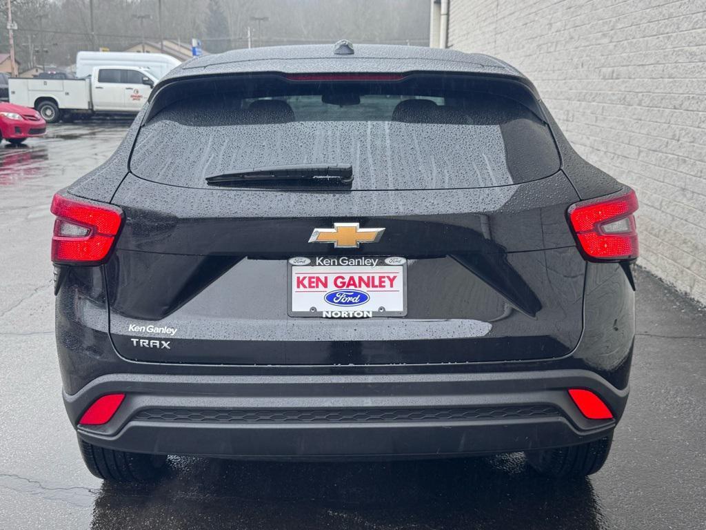 used 2025 Chevrolet Trax car, priced at $22,526