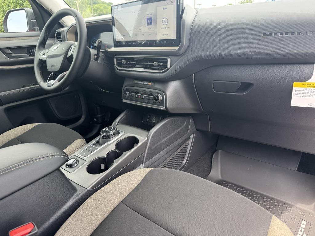 new 2025 Ford Bronco Sport car, priced at $33,552