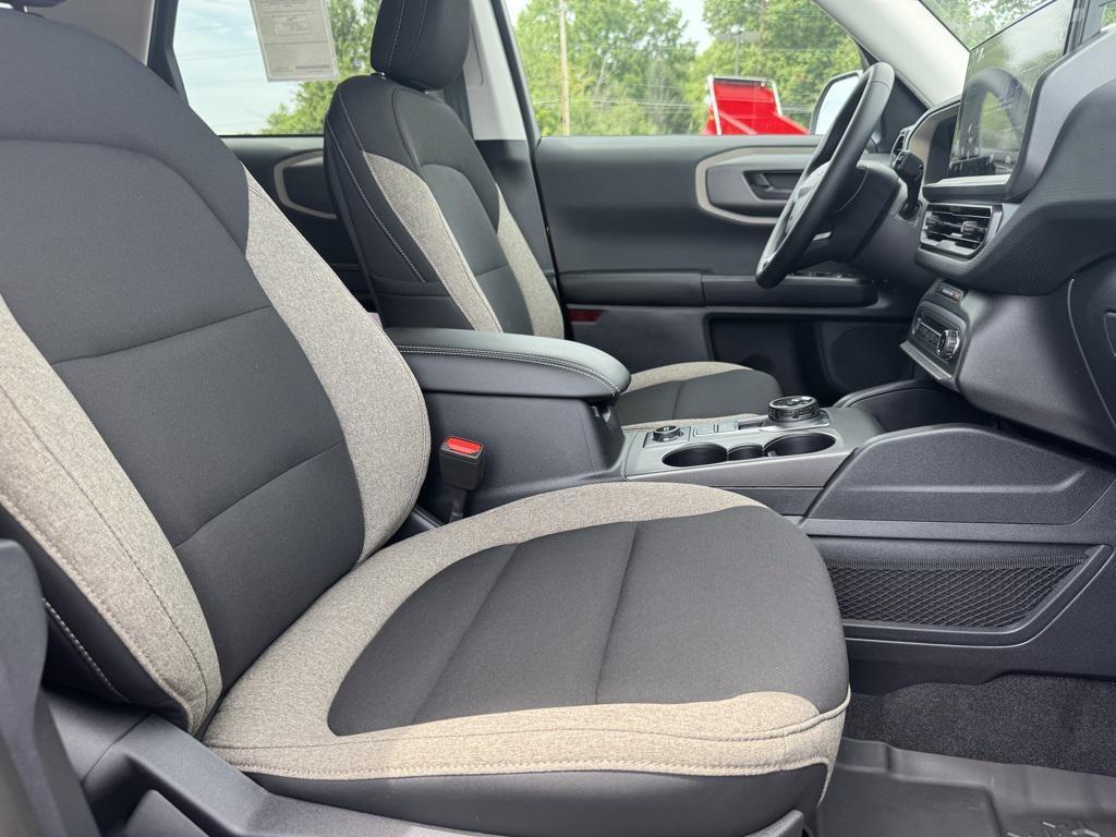 new 2025 Ford Bronco Sport car, priced at $33,552