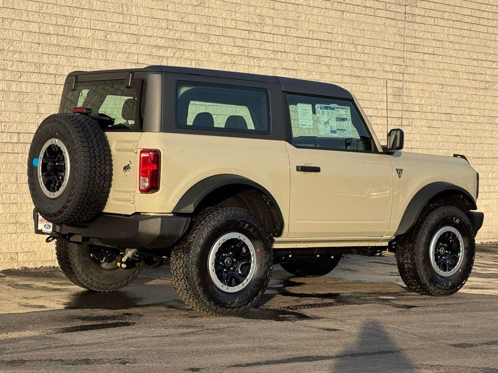 new 2025 Ford Bronco car, priced at $48,820