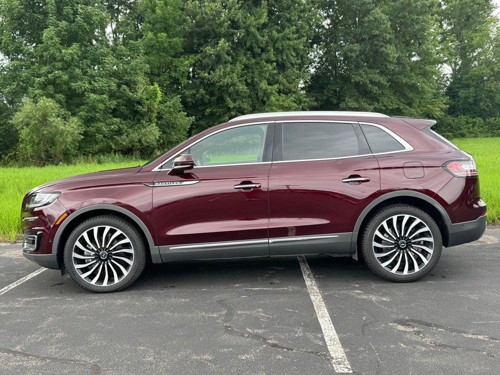 used 2019 Lincoln Nautilus car, priced at $26,548
