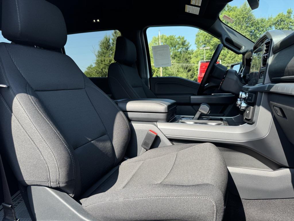 new 2025 Ford F-150 car, priced at $58,810